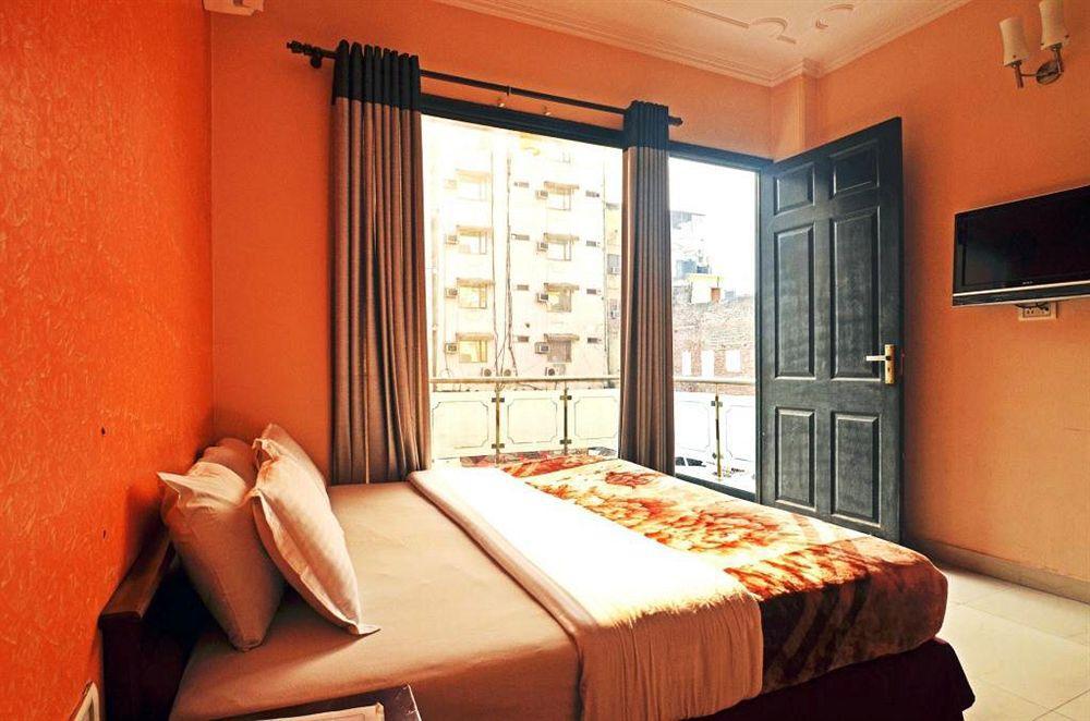 Hotel Sunrise Delhi  Eksteriør billede